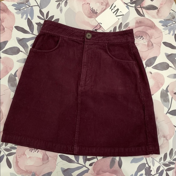 Zara Corduroy Mini Skirt 💜 - Picture 8 of 11